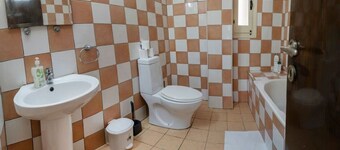 Private double room, shared flat
