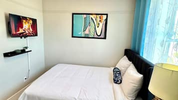 3 slaapkamers, een strijkplank/strijkijzer, wifi, beddengoed