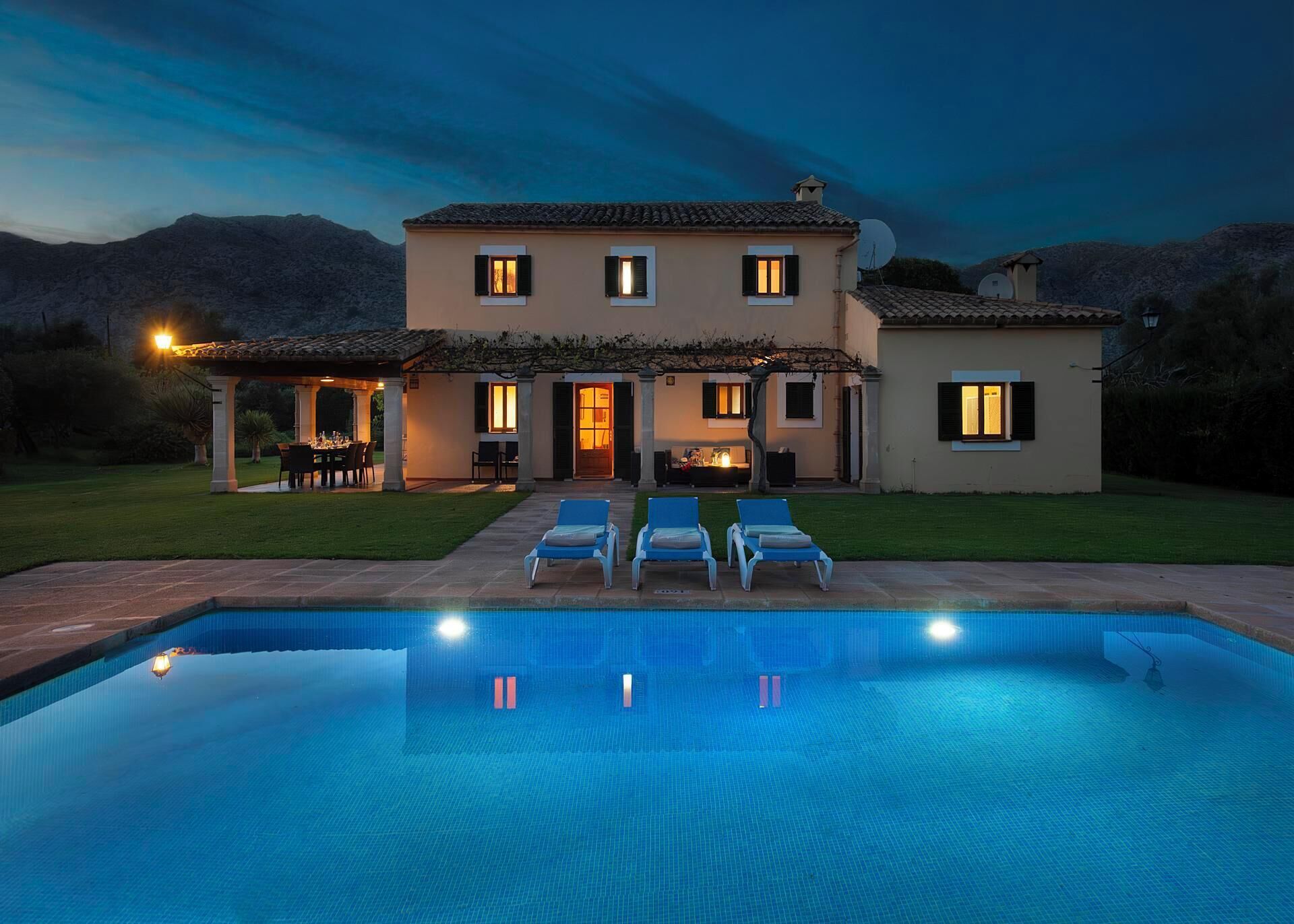 Pool