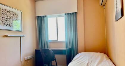 Private single room in shared flat, best location