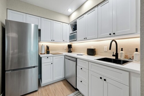 1 bedroom apartment near Disney and Universal