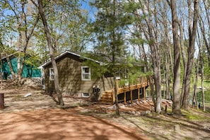 Exterior - Lakefront Cabin w/ Hot Tub + Movie room (Wautoma)