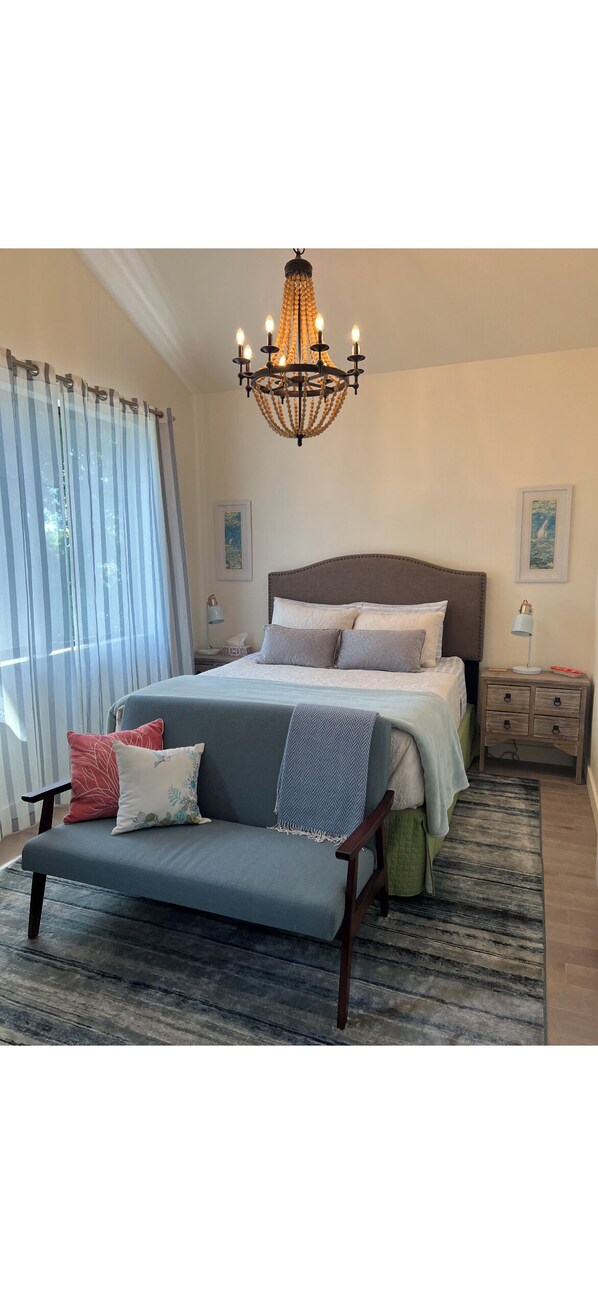 1 bedroom, iron/ironing board, travel cot, free WiFi