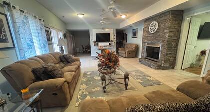 Fabulous 2-bedroom apartment with AC in Roanoke Rapids