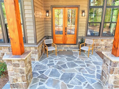 The Lake Escape-Where Fire-pit Meets Hot-tub