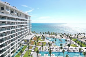 Exterior - 3BR Penthouse Loft, Rooftop Ocean View Terrace, Save 45% vs Garza Blanca Direct (Cancun)