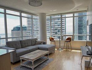 Living area - 2 Bedroom+, 2 Bathroom Condo Maple Leaf Square Downtown Toronto near FIFA (Toronto)