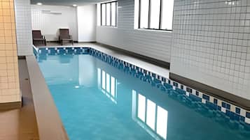 Apartamento básico | Piscina | Piscina interna