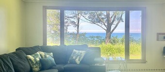 Updated Lakefront Cottage with Spectacular Lake Erie Views