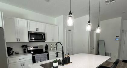 Retreat in Ocala with Video Game Room
