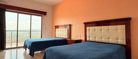 Double Room, Balcony, Mountain View
