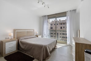 Iron/ironing board, WiFi, bed sheets - NG Zenith - Santa Cruz de Tenerife (Santa Cruz de Tenerife)