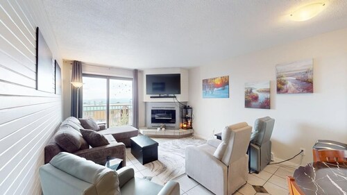 Snow Ghost Inn by Okanagan Premier