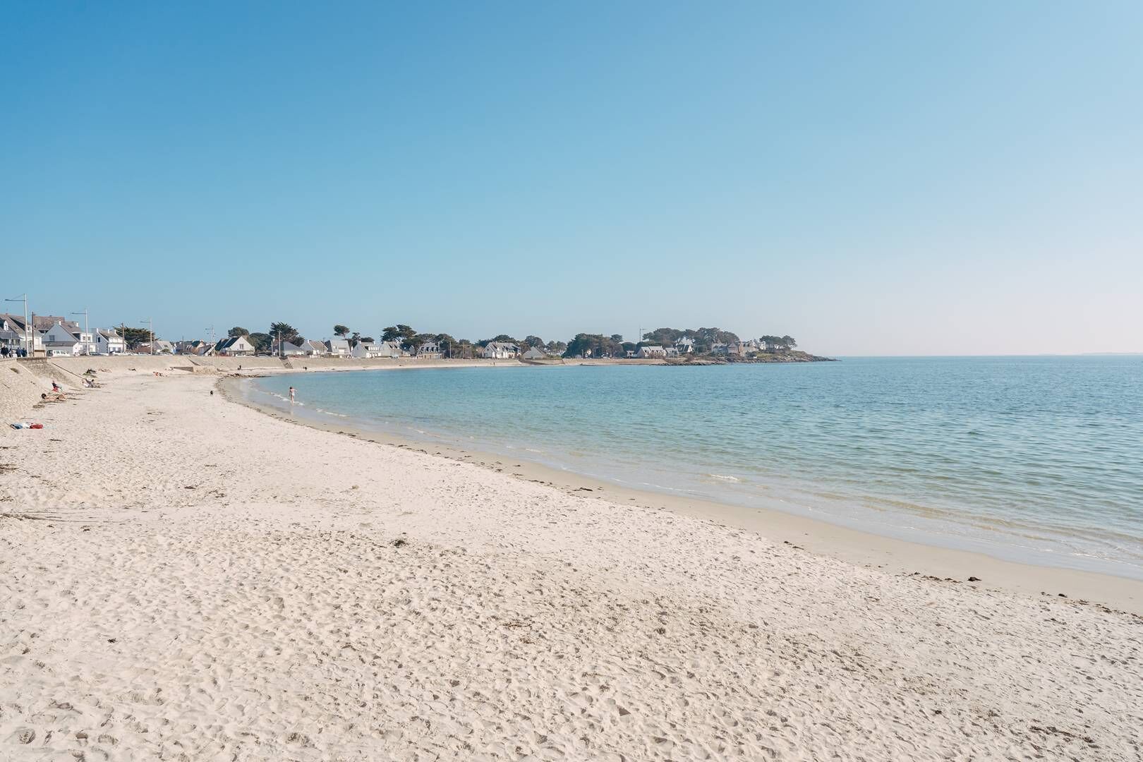Una playa cerca