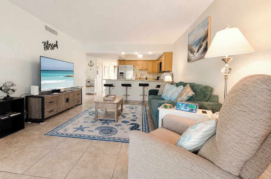 St Augustine Beach 2 Bedroom 2 Bath Beach Condo - Crescent Beach, FL