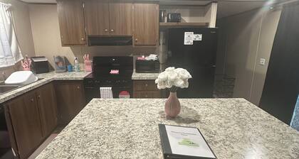 Perfect 4-bedroom home with AC in welcoming McRae-Helena