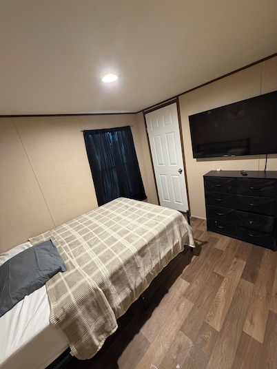 Perfect 4-bedroom home with AC in welcoming McRae-Helena