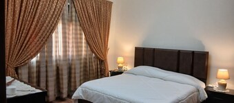 Modern 3‑Bedroom Apartment with Full Amenities & Easy Access in Amman