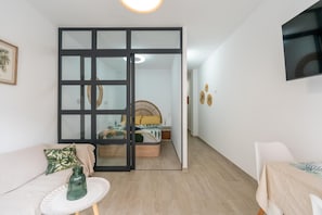Bügeleisen/Bügelbrett, WLAN, Bettwäsche