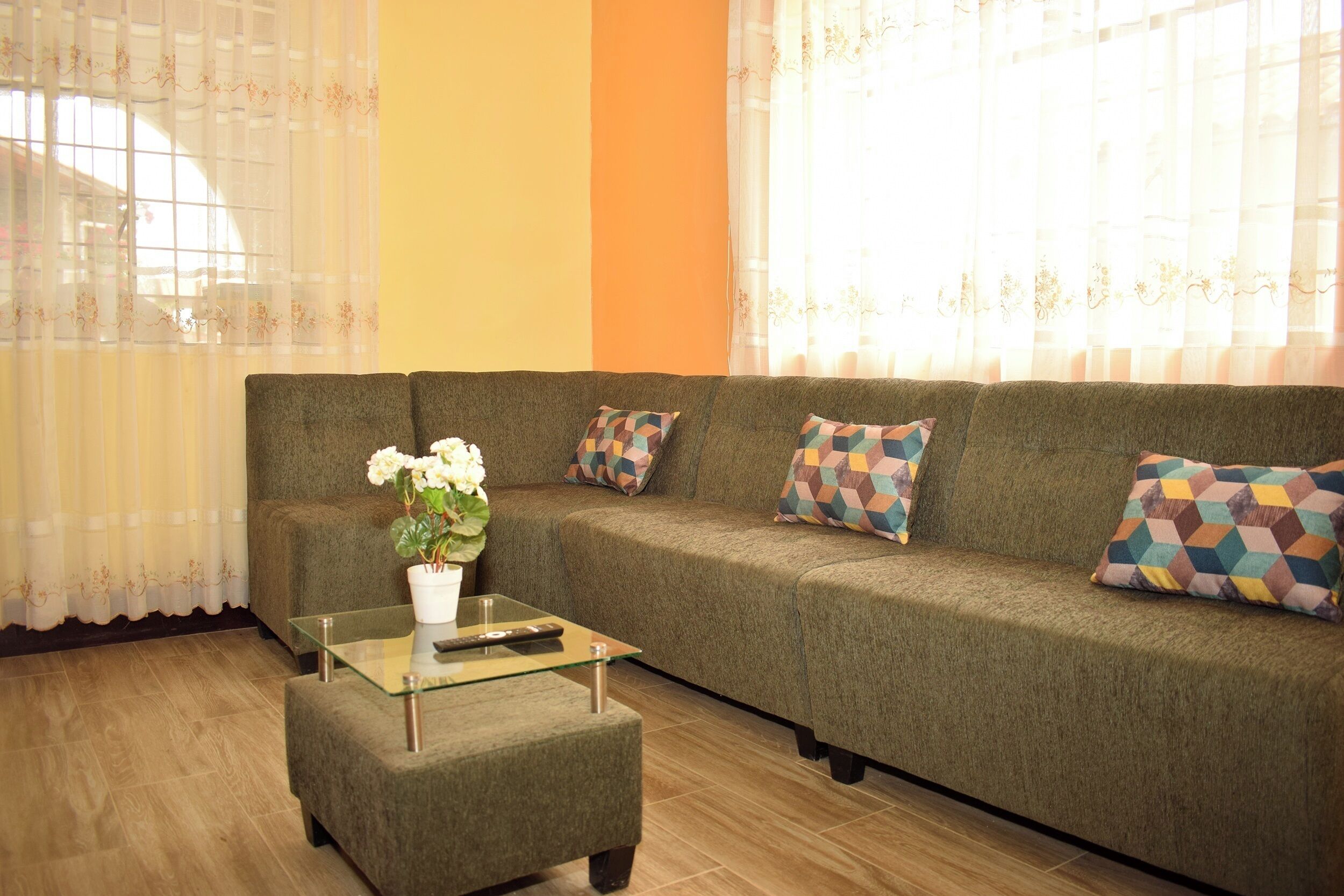Comfort Bungalow, Mountain View | Living area