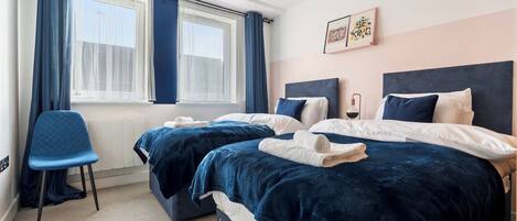 1 chambre, fer et planche à repasser, Wi-Fi gratuit, draps fournis