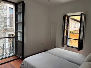 Room - 'Centro Llanes' Apartment: Cozy Stay in the Heart of Llanes (Llanes)