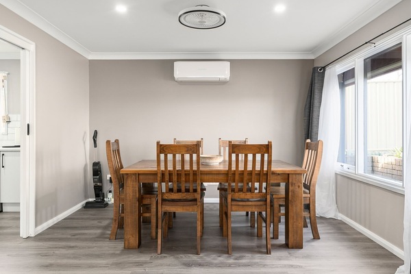 Comfortable Dining for Everyone