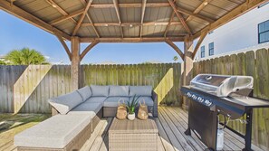 Terrace/patio - Beachside Bungalow 6805-Backyard-Sleeps 9 (Panama City)