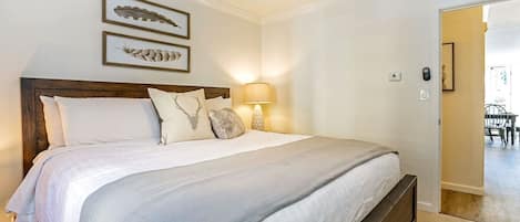 WiFi, bed sheets