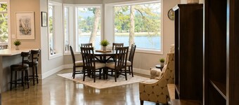 Relaxing Waterfront Haven