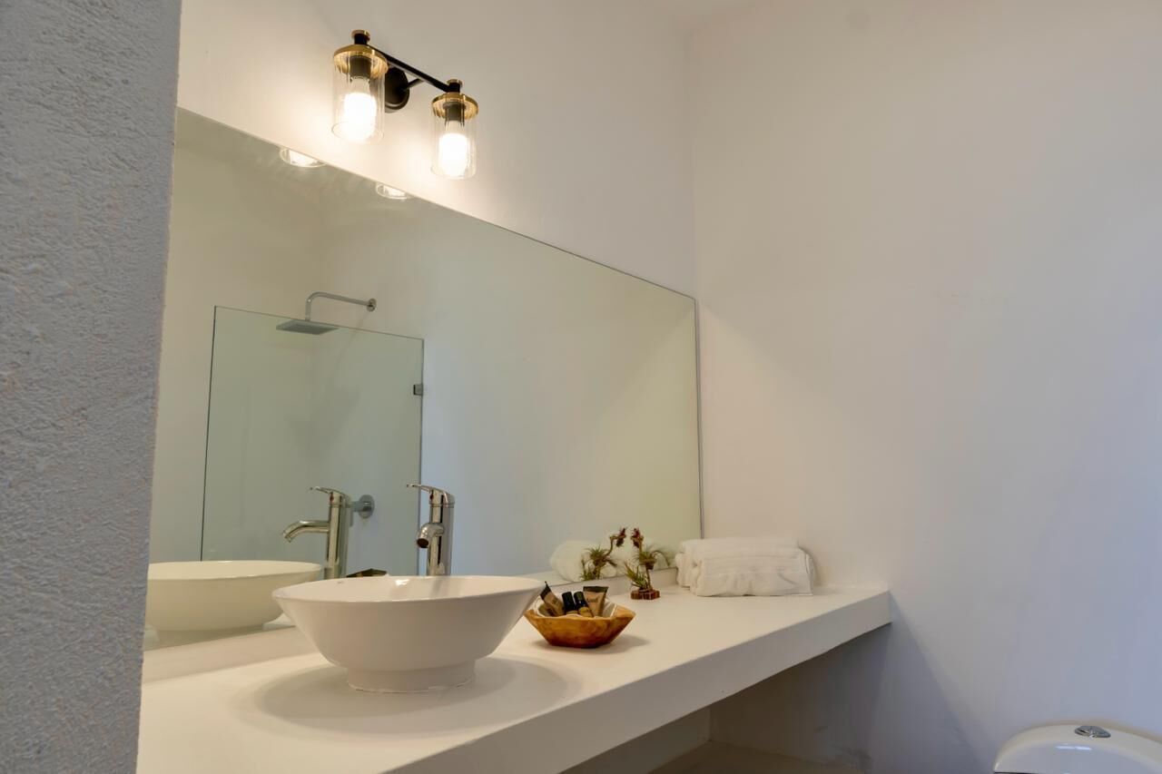 Shower, towels, soap, toilet paper