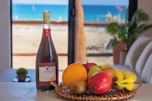 Alimentos y bebidas