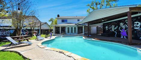 Pool