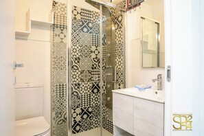 Bathroom - Vrbo Property (Alghero)