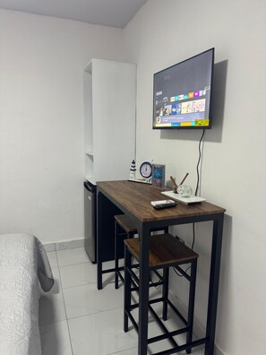 Iron/ironing board, internet, bed sheets - Hotel in the colonial district, near museums and historic sites. (Santo Domingo)