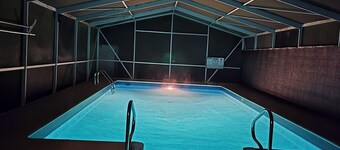 Pool house, 2-bedroom, 2 bath, next to Rainbow Springs, Dunnellon Fl