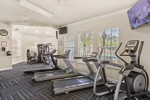 Fitness facility - Enchanted 3BR Condo w/ pool, mins to Disney (Kissimmee)