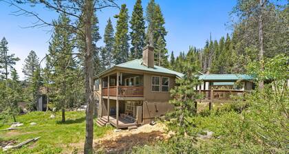 Candal Crest in Tamarack