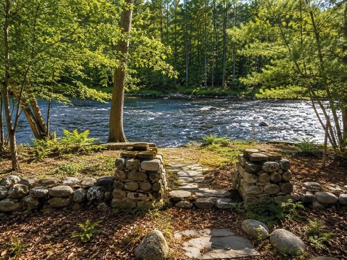 Fantastic 5-bedroom country house w/ private access to neversink river near NYC