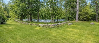 Fantastic 5-bedroom country house w/ private access to neversink river near NYC