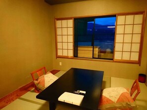 In-room safe, free WiFi