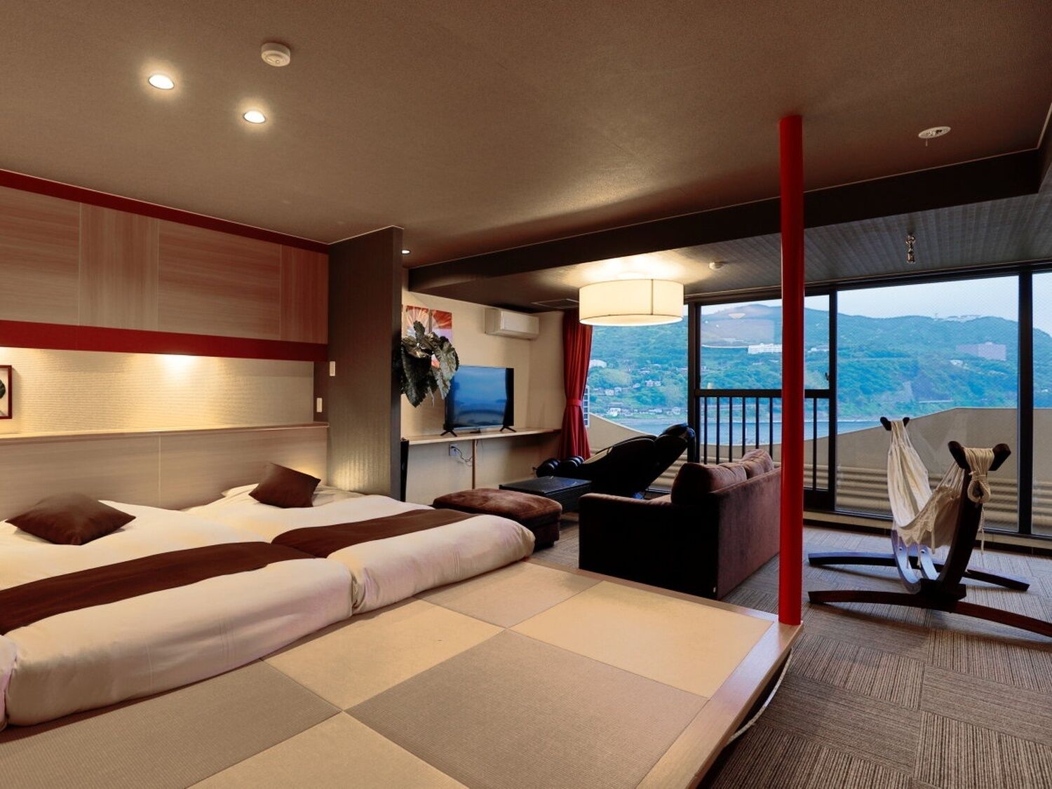 In-room safe, free WiFi