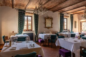 Uklassifisert bilde, 2 av 17, knapp