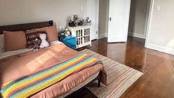Ferros/tábuas de passar roupa, Wi-Fi, roupa de cama