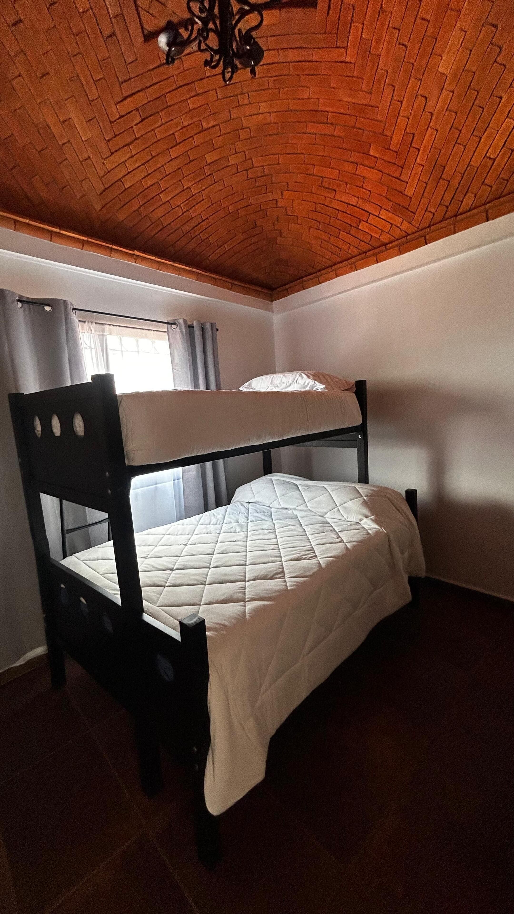 Iron/ironing board, WiFi (free), bed sheets