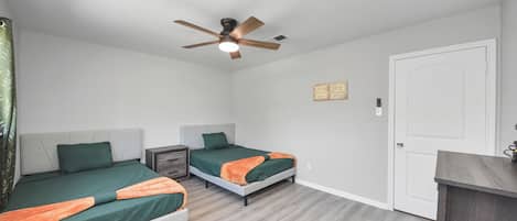 4 habitaciones, internet y ropa de cama