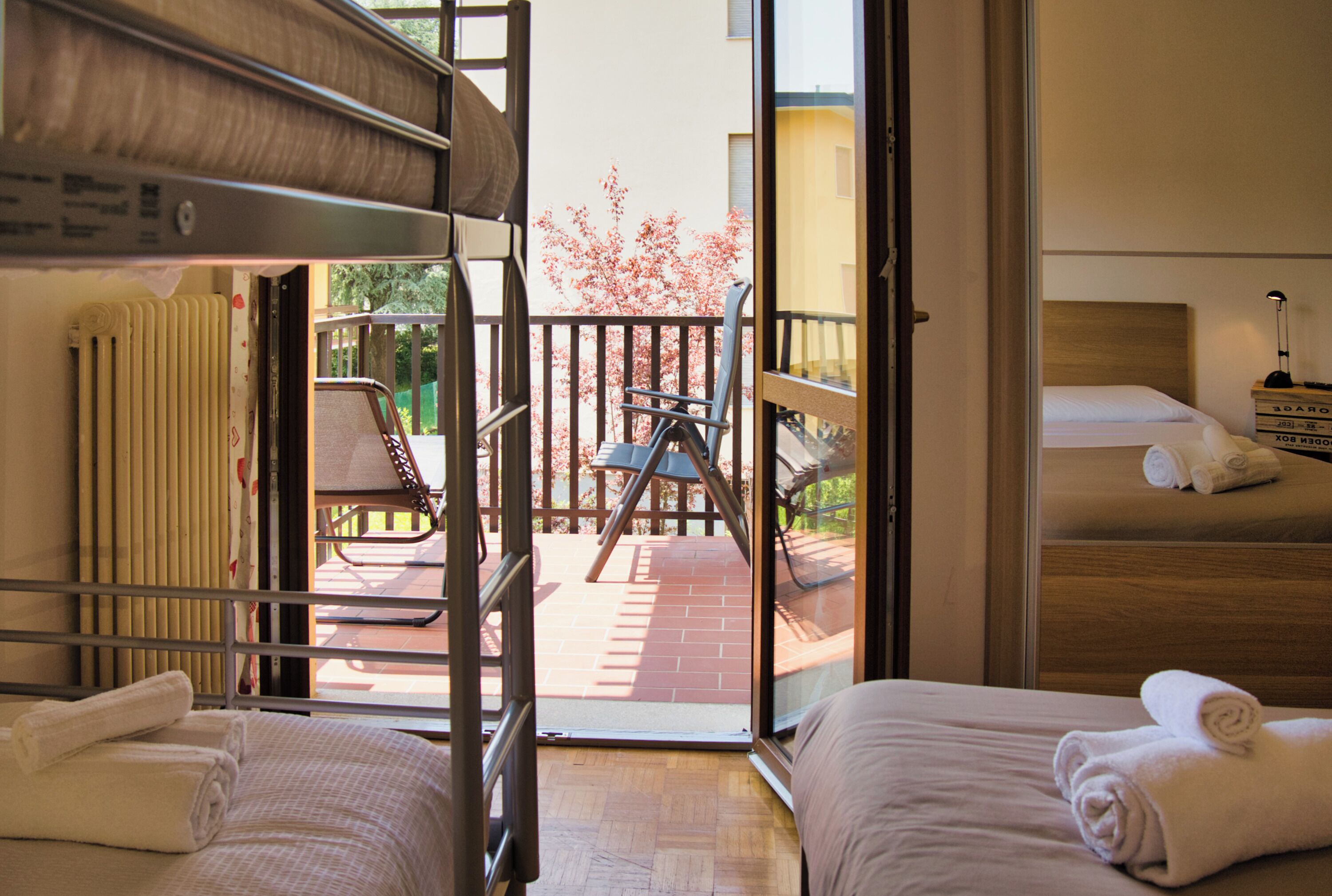 1 habitación y ropa de cama 