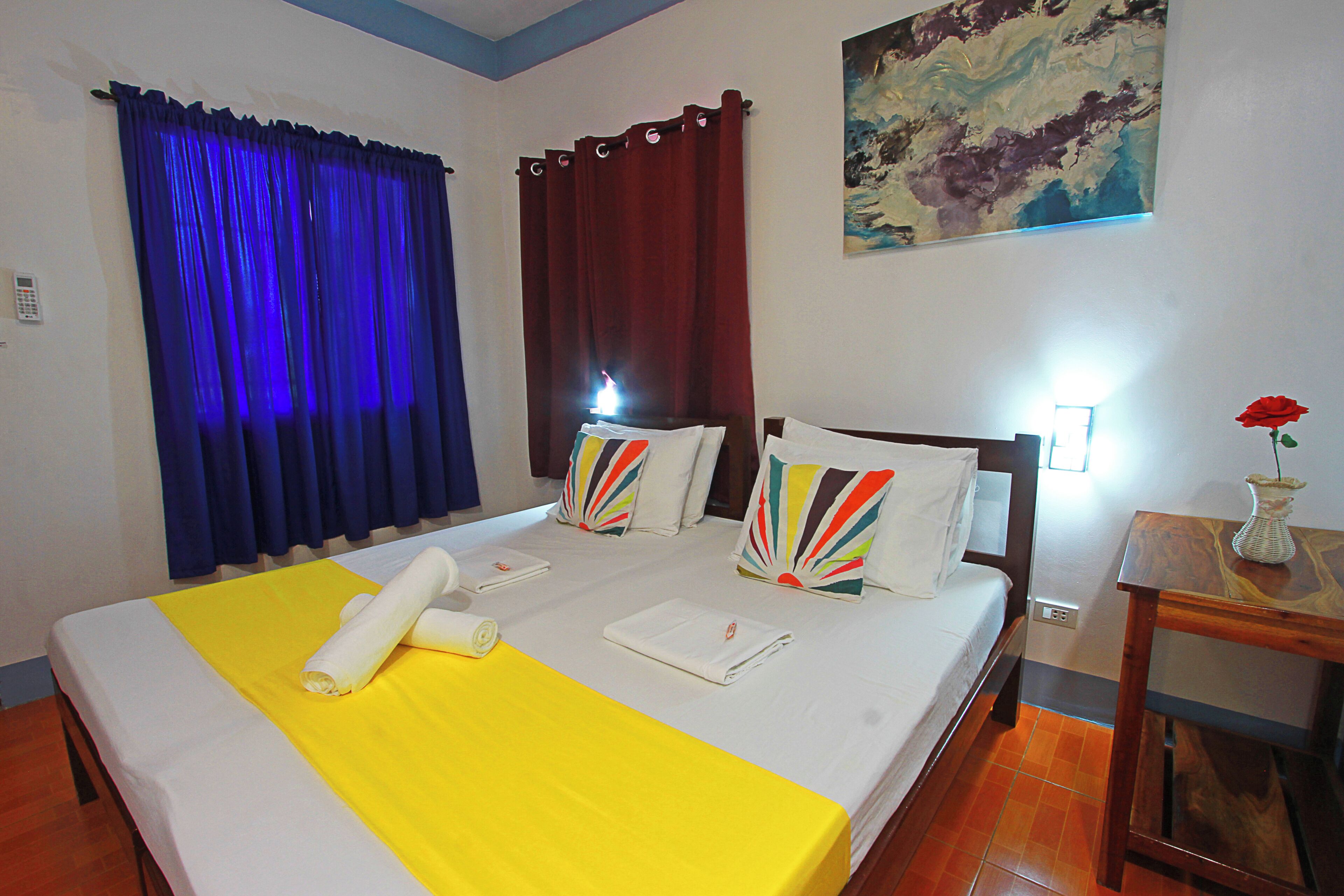Free WiFi, bed sheets