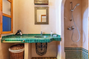 Towels, soap - Vrbo Property (Marrakech)