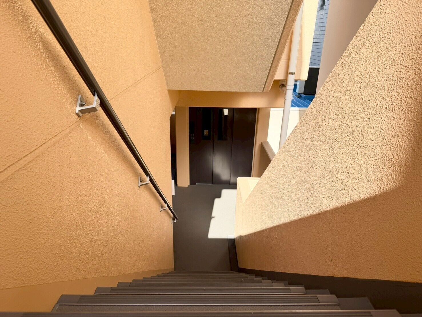 Driepersoonskamer, balkon | Interieur